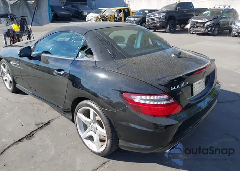 2016 Mercedes-Benz Slk 300 из США, поврежденный, VIN WDDPK3JA0GF124896